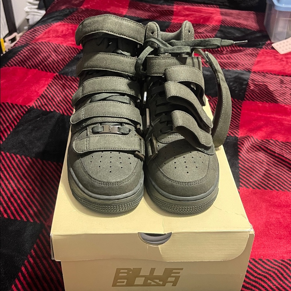 Nike Men's High-Top Sneakers - Olive
